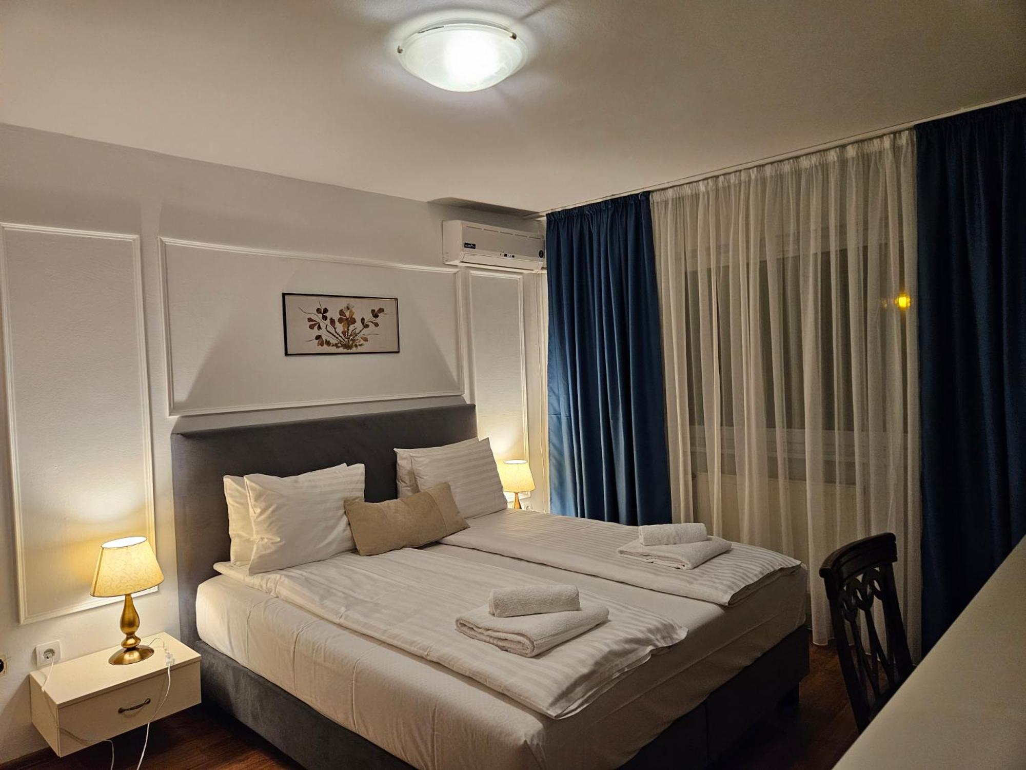Hotel Royal Plaza By Timhotels Timişoara Exterior foto