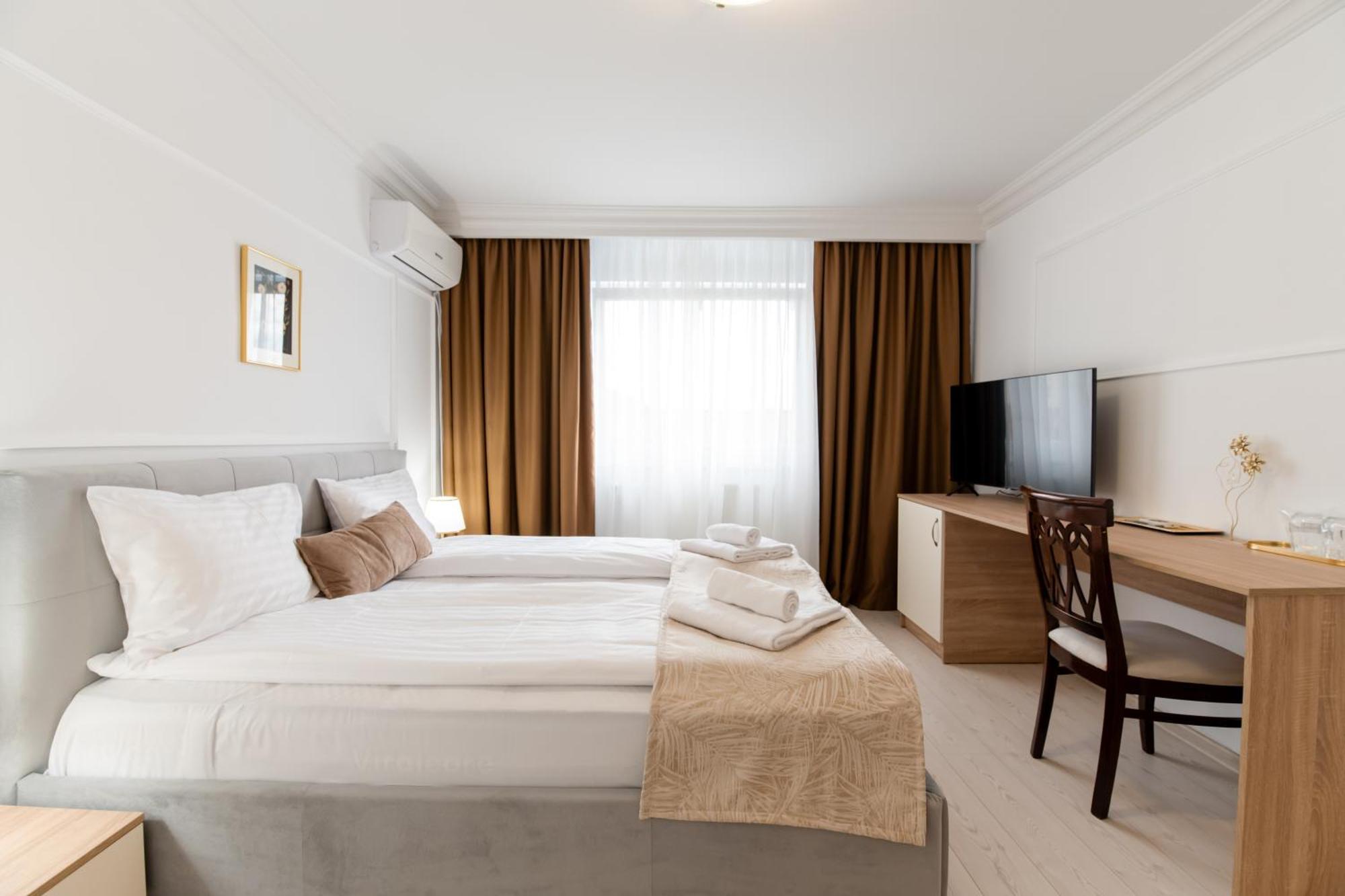 Hotel Royal Plaza By Timhotels Timişoara Exterior foto